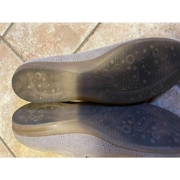 COPY - Earthies Leather Shoes (SZ 11) - Picture 5 of 5